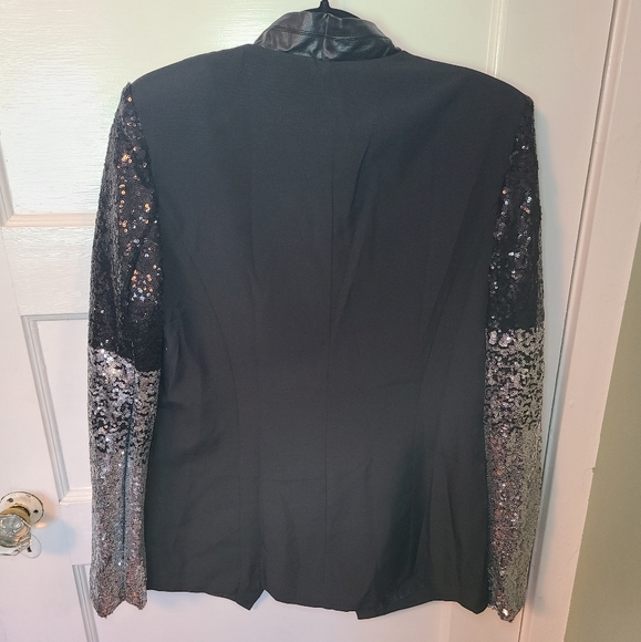 RESERVED | NWT Zanza Black Blazer with Sequined Sleeves sz 10 - Picture 5 of 6